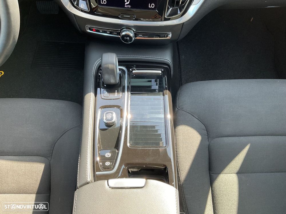 Volvo V60 2.0 T6 AWD TE Inscription Expression - 33