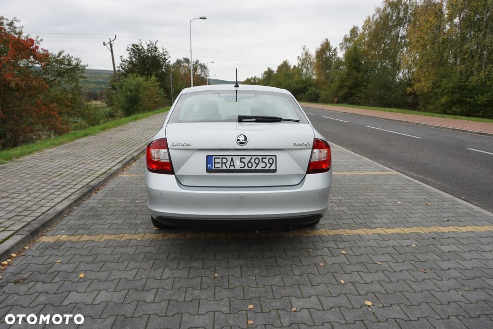 Skoda RAPID 1.0 TSI Ambition - 4