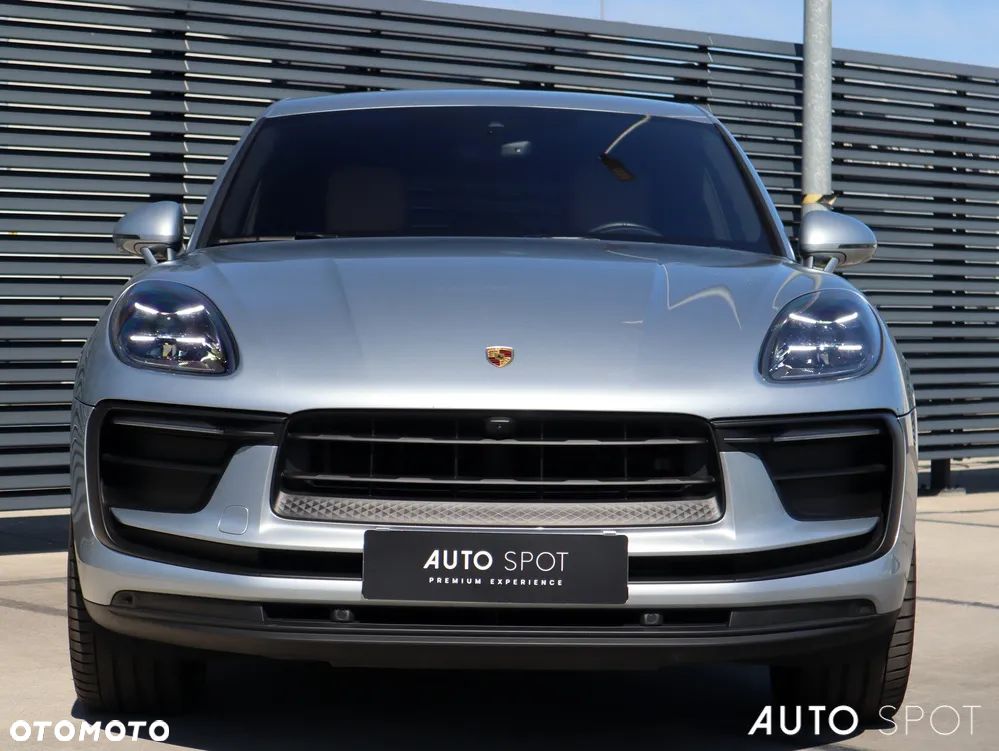 Porsche Macan Standard - 12