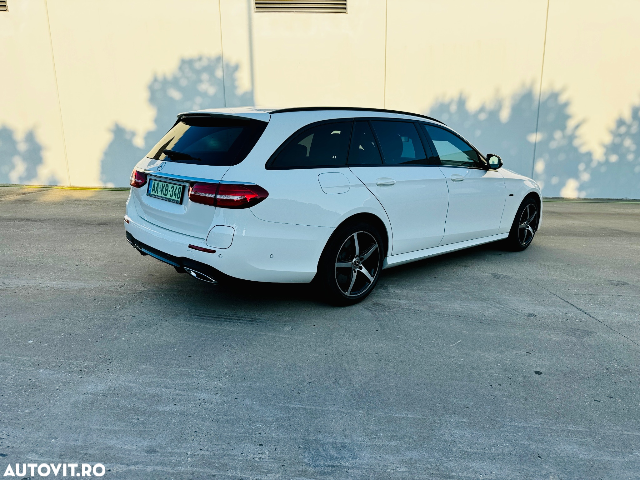 Mercedes-Benz E 300 Hybrid de T-Modell Aut. - 4