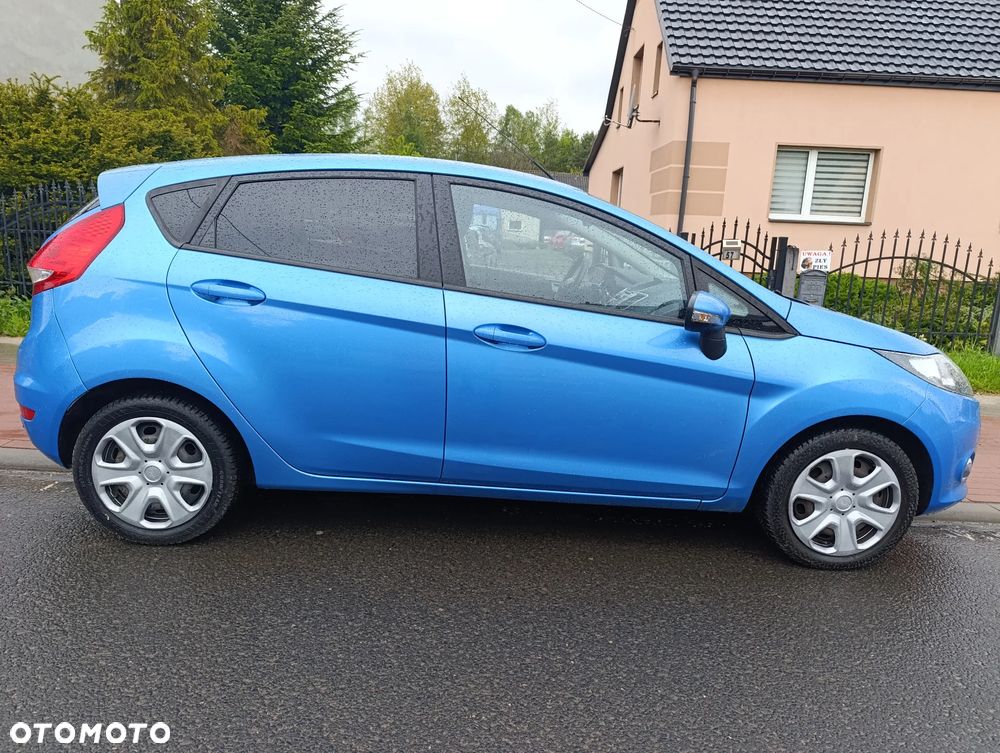 Ford Fiesta 1.25 Celebration - 29