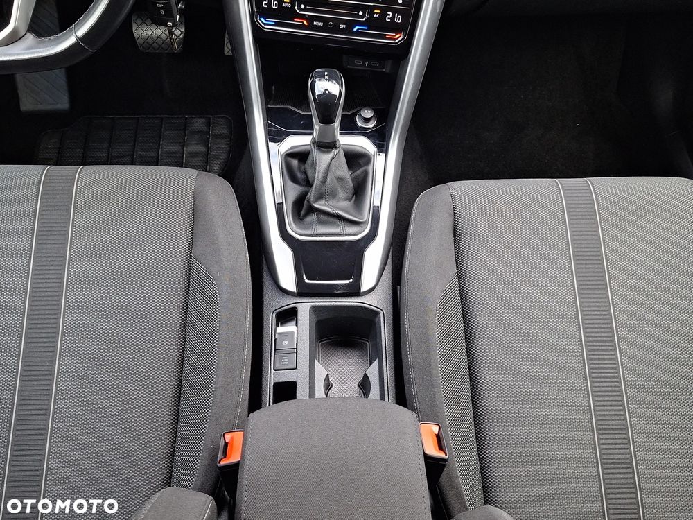 Volkswagen T-Roc 1.5 TSI Life DSG - 12