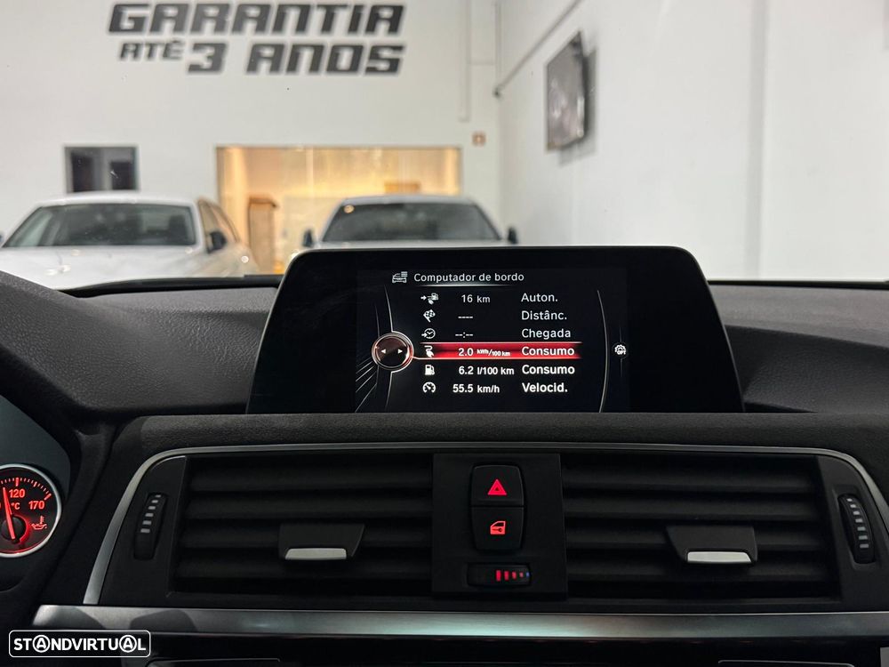 BMW 330 e iPerformance Pack M - 23