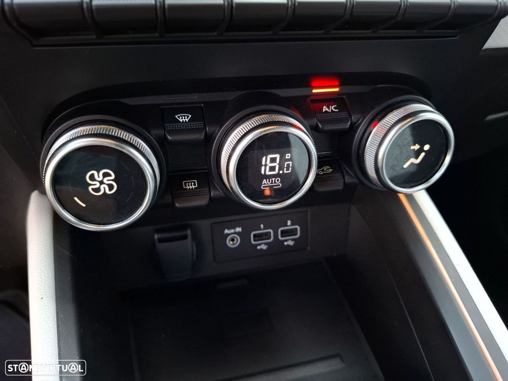Renault Clio 1.0 TCe Techno Bi-Fuel - 23