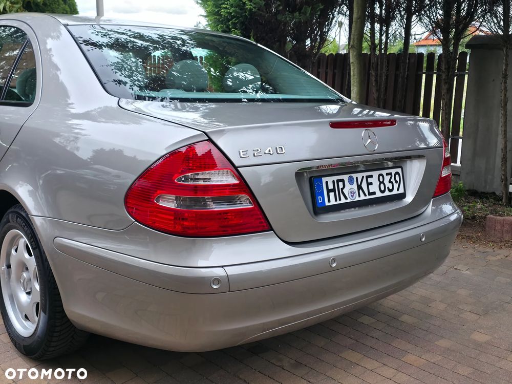 Mercedes-Benz Klasa E - 31