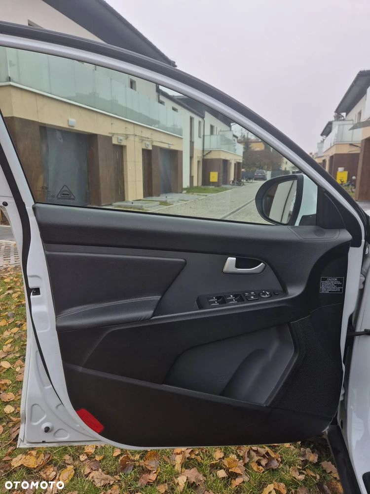 Kia Sportage 2.0 CRDI L - 13