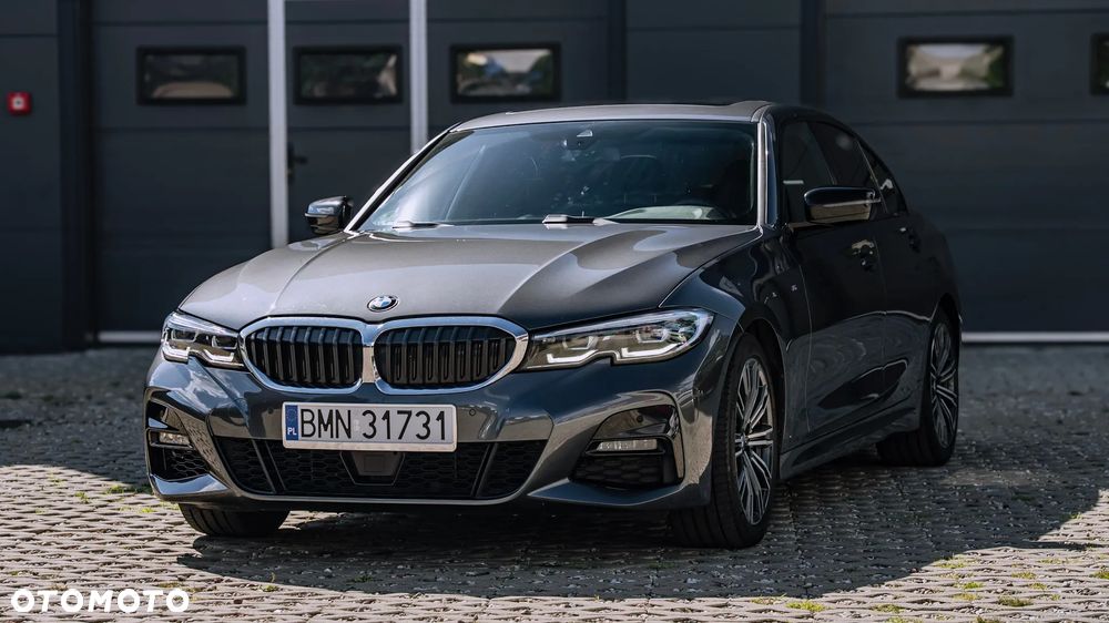 BMW Seria 3 320d M Sport - 1