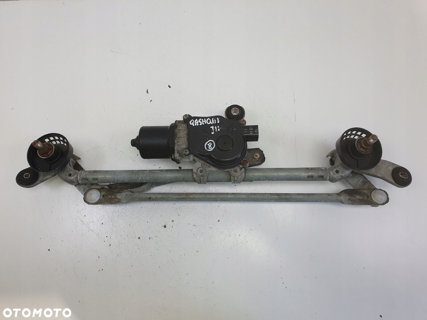 Nissan Qashqai II J11 MECHANIZM WYCIERACZEK przód Europa - 1