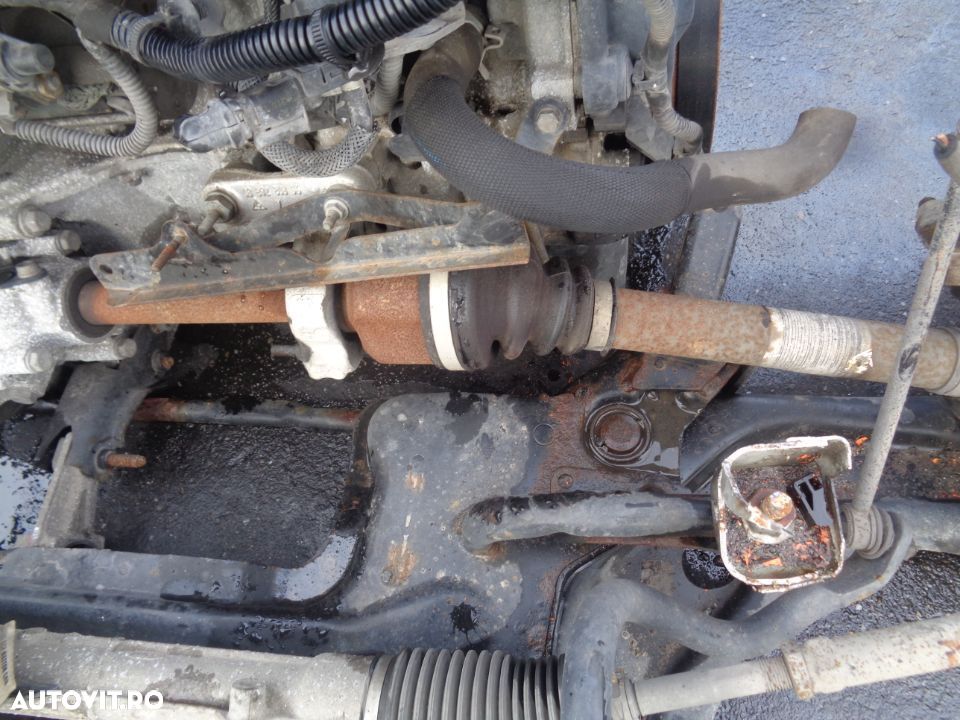 Vand Planetara Fata Dreapta Peugeot 308 1.6HDI din 2010 - 1