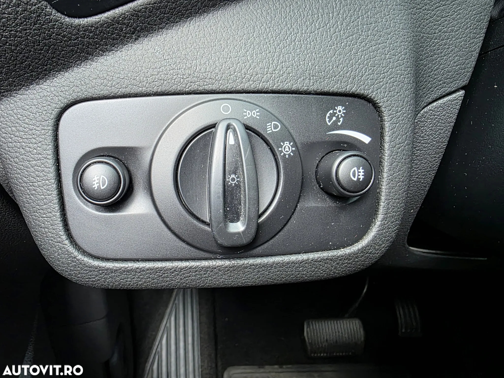 Ford Kuga - 15