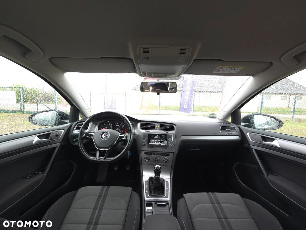 Volkswagen Golf 1.2 TSI BMT Trendline - 31