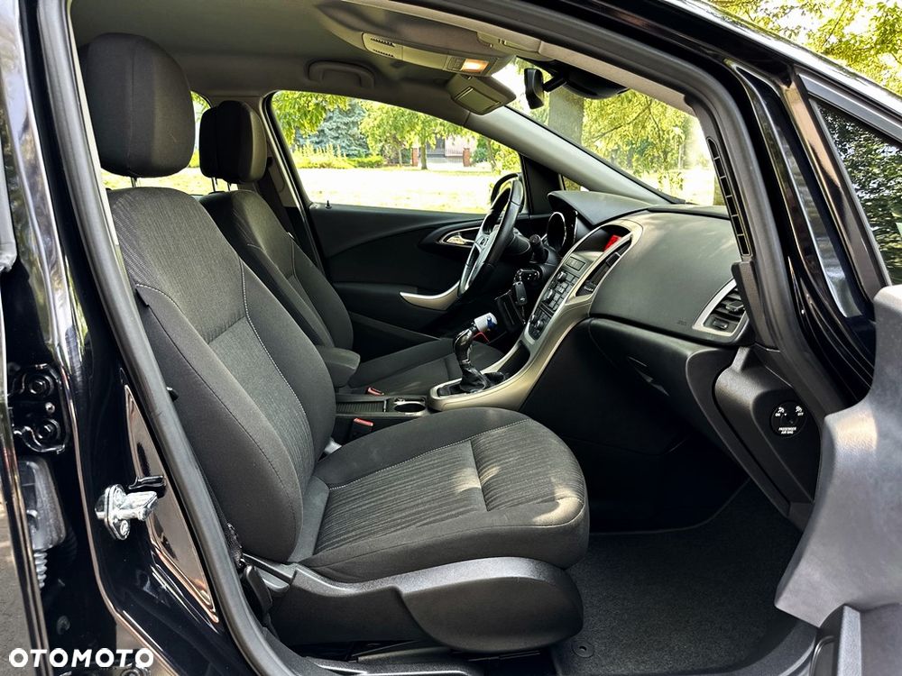 Opel Astra 1.4 Turbo Design Edition - 30