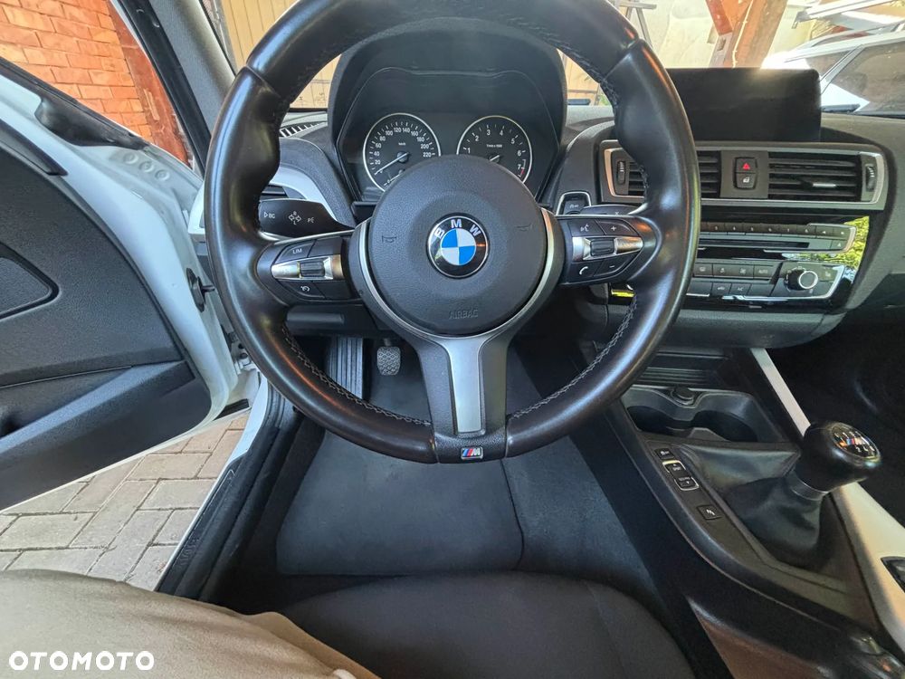 BMW Seria 1 116i Edition Metropolitan - 4