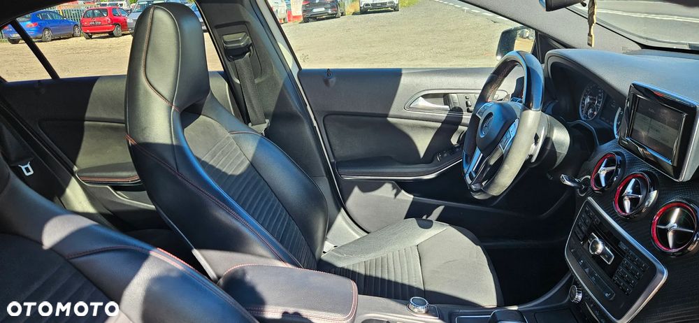 Mercedes-Benz Klasa A 45 AMG 4-Matic - 16