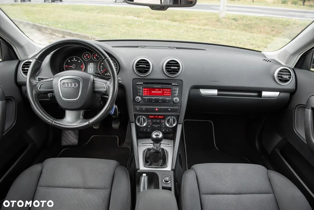 Audi A3 Sportback 2.0 TDI DPF quattro Ambition - 25