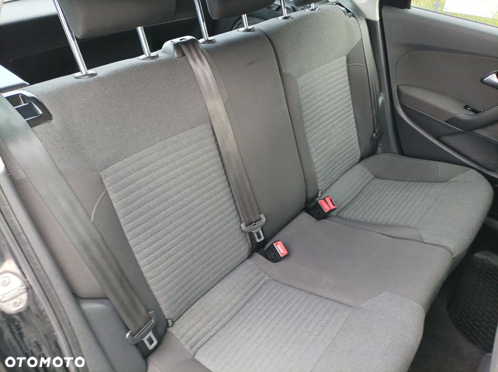Volkswagen Polo 1.4 Highline - 23