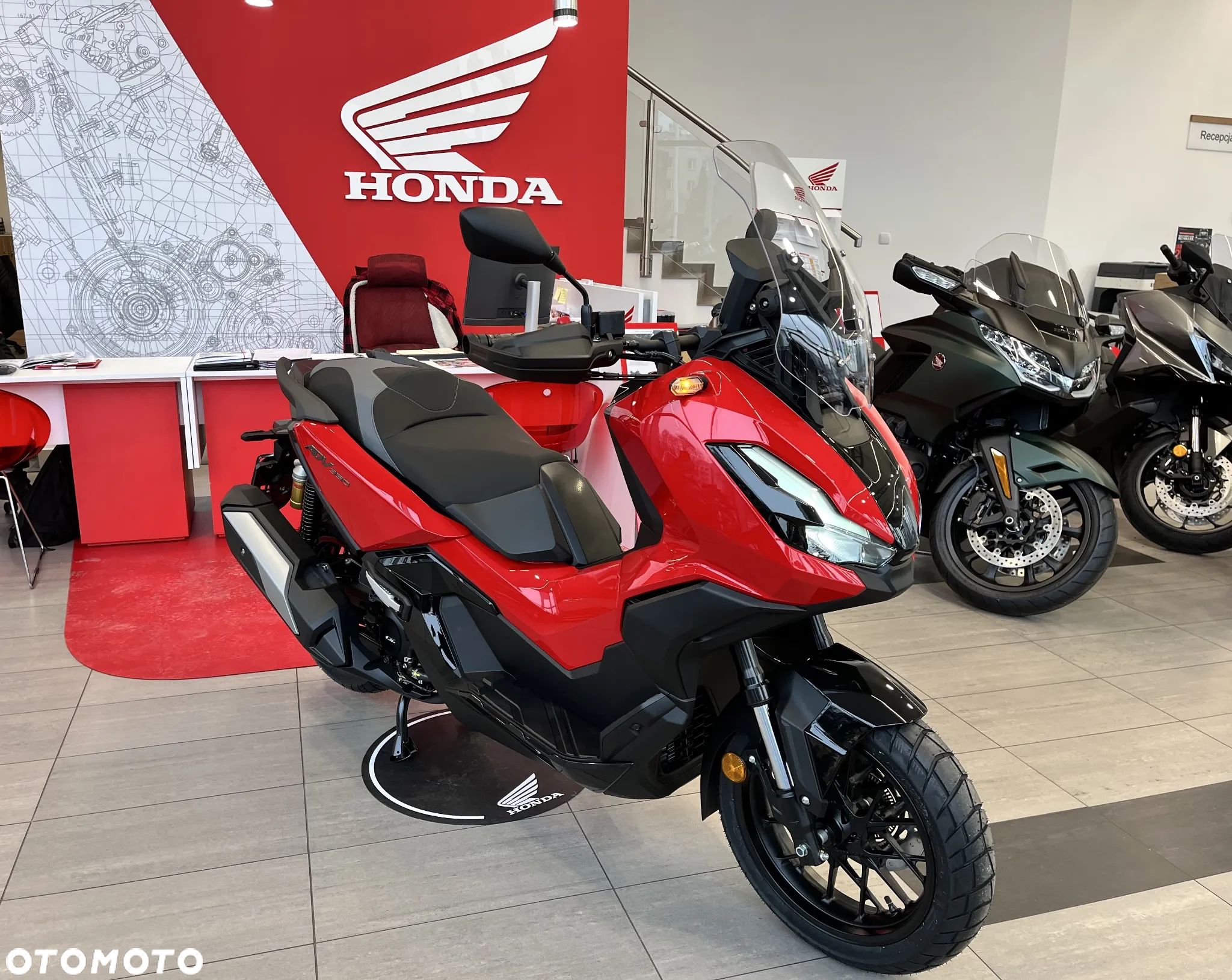 Honda ADV350 - 1