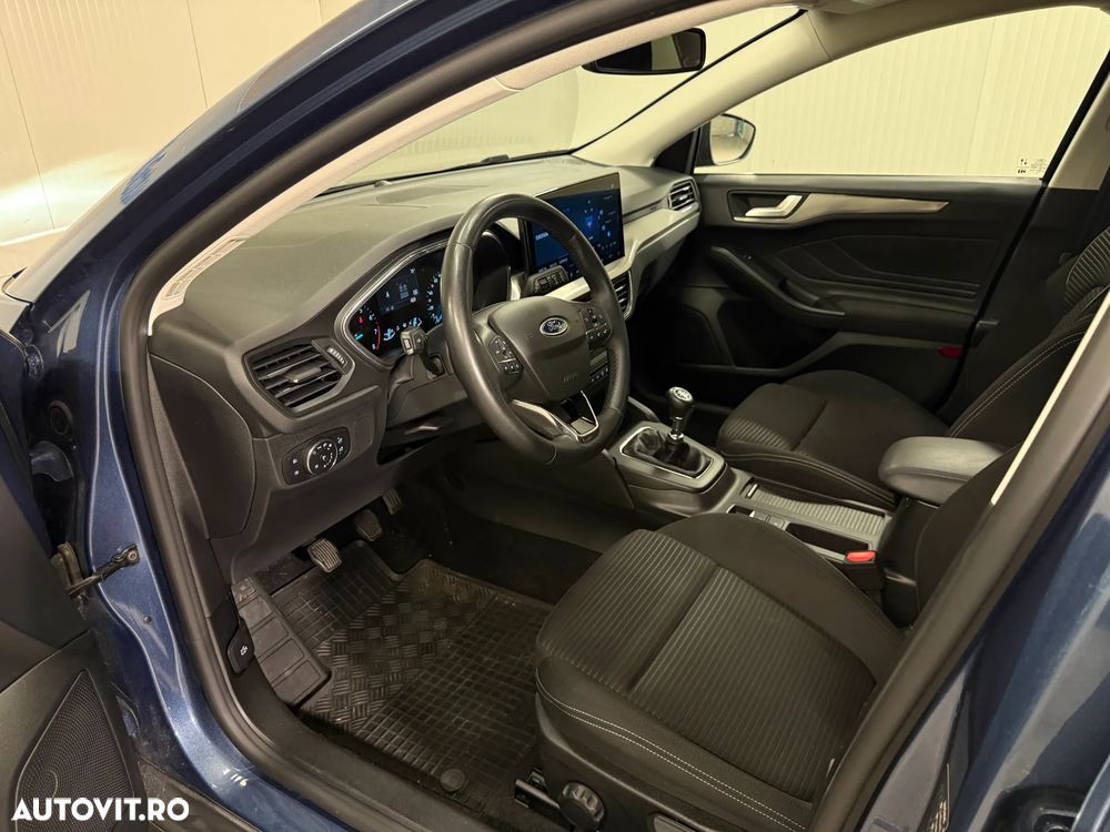 Ford Focus 1.0 EcoBoost MHEV Titanium - 6