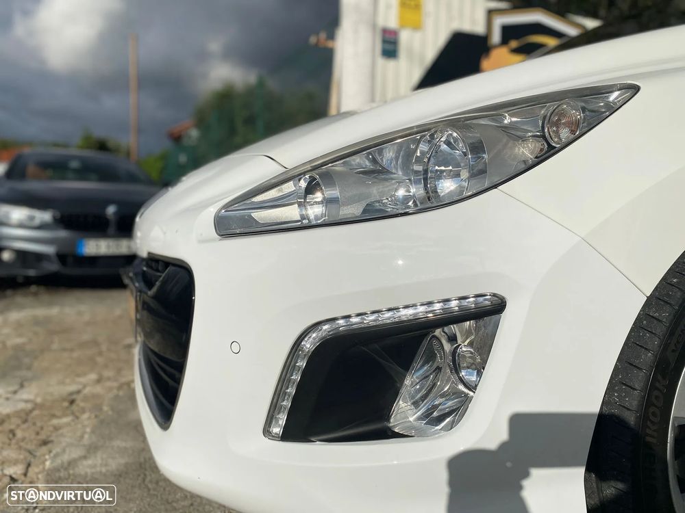Peugeot 308 1.6 e-HDi Allure CVM6 - 3