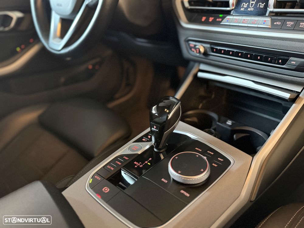 BMW 320 e Line Sport Auto - 22