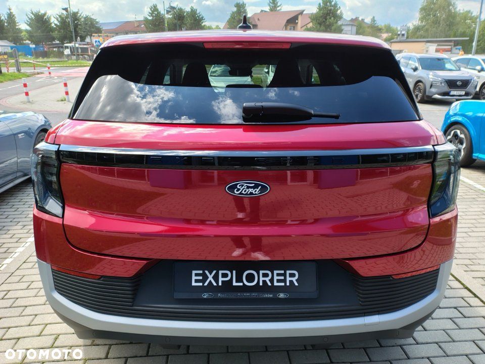Ford Explorer - 6
