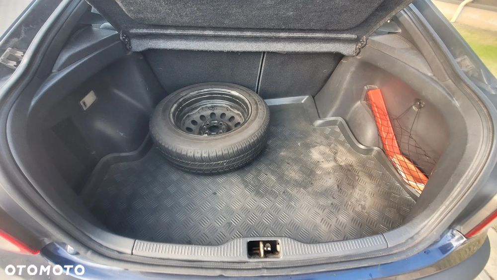 Toyota Corolla 1.4 VVT-i Base - 14