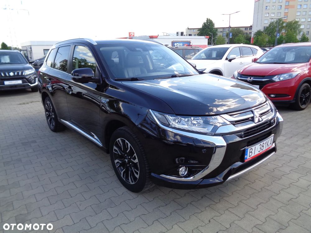 Mitsubishi Outlander 2.0 4WD Top - 6