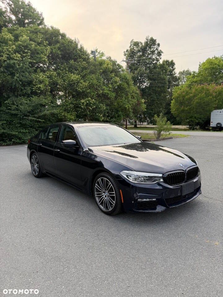 BMW Seria 5 530i xDrive Luxury Line - 2