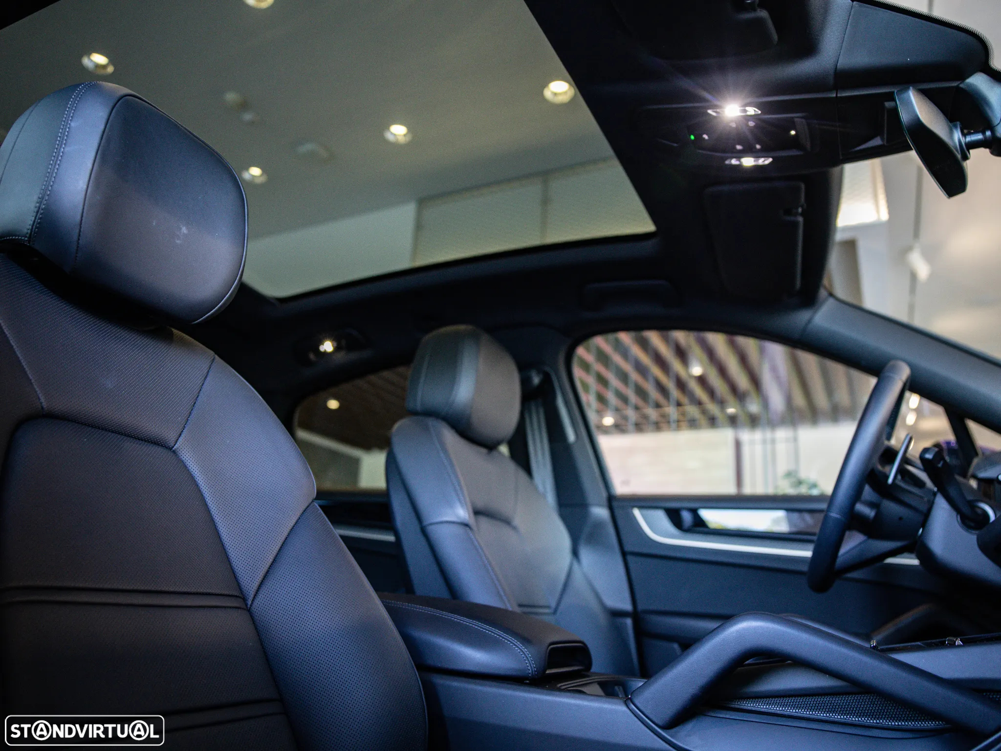 Porsche Cayenne Coupé E-Hybrid - 48