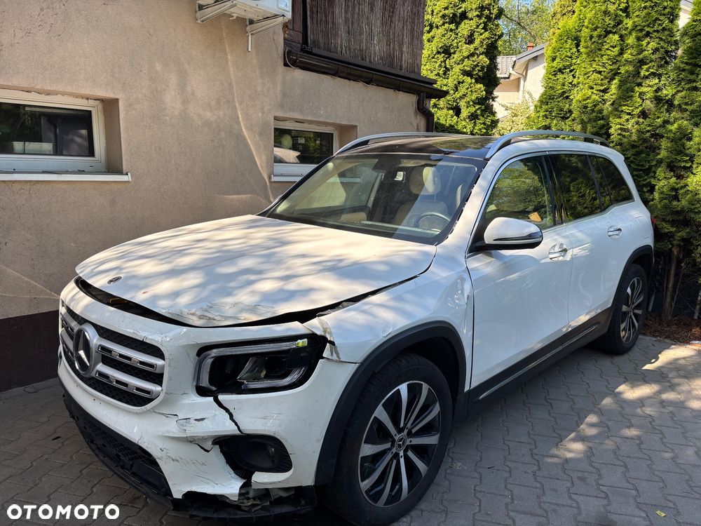 Mercedes-Benz GLB 250 4Matic 8G-DCT Special Edition - 6