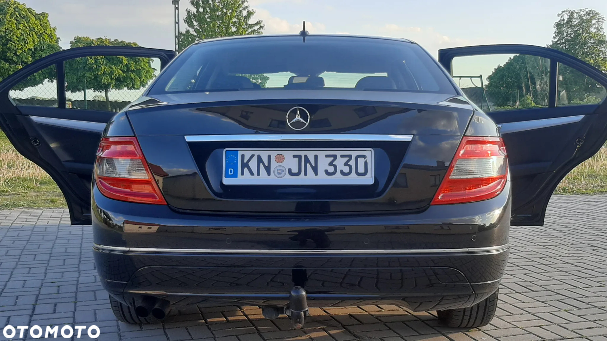 Mercedes-Benz Klasa C 180 CGI BlueEff Avantgarde - 20