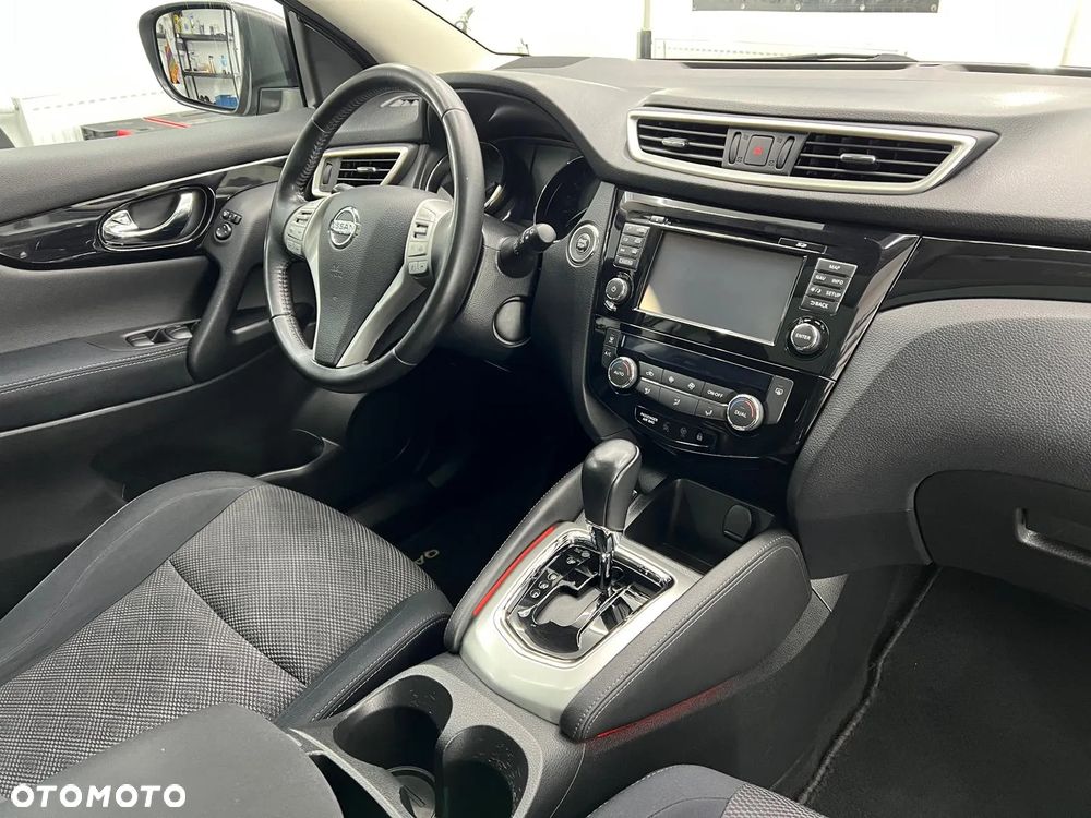 Nissan Qashqai - 11