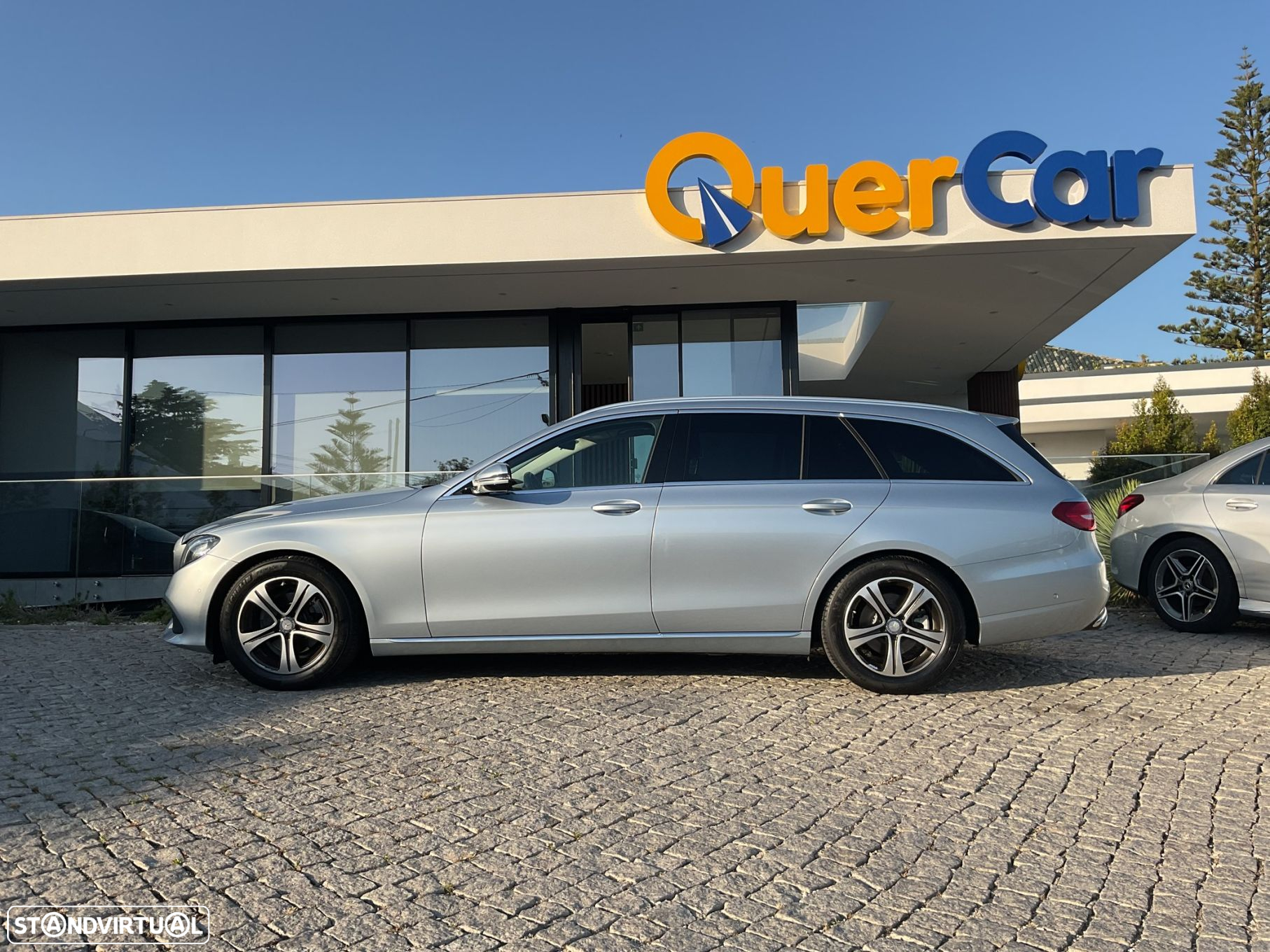 Mercedes-Benz E 220 BlueTEC Avantgarde Auto. - 6