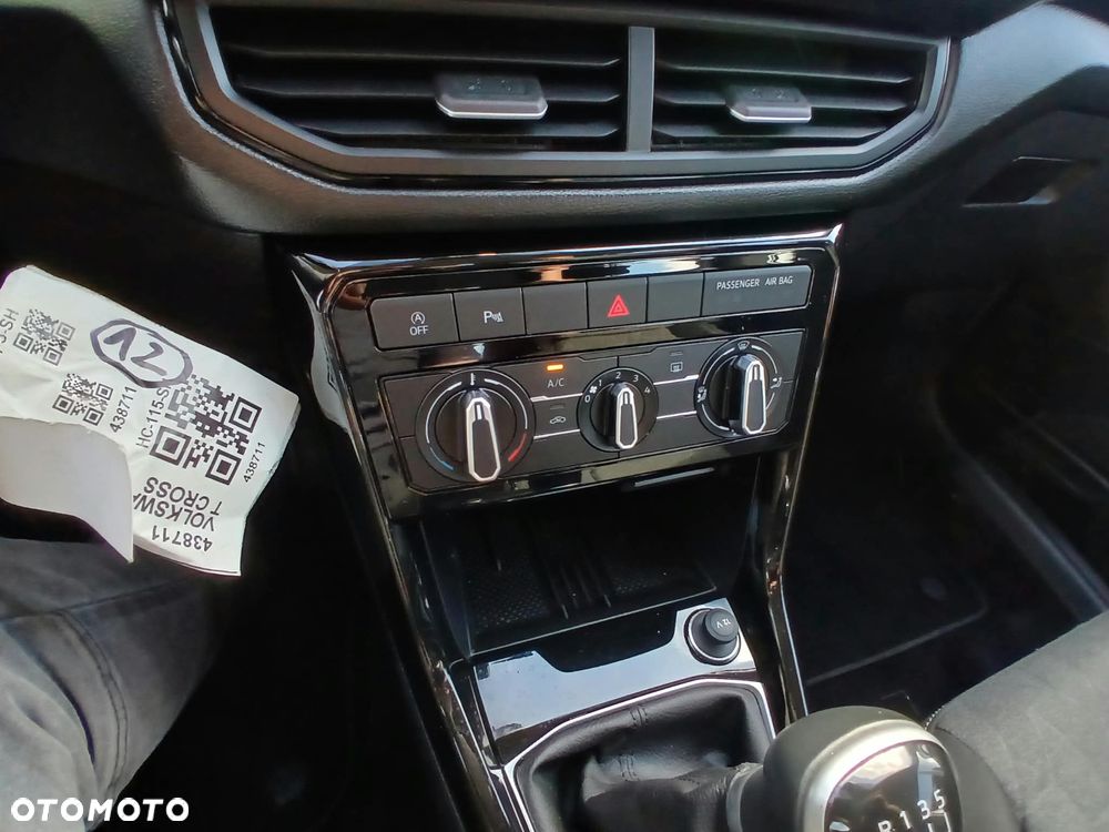 Volkswagen T-Cross 1.0 TSI Life - 28