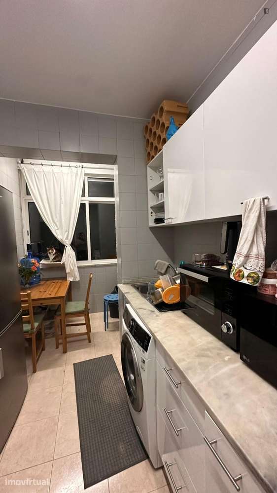 Quarto - localizado em Lisbon - Grande imagem: 2/10
