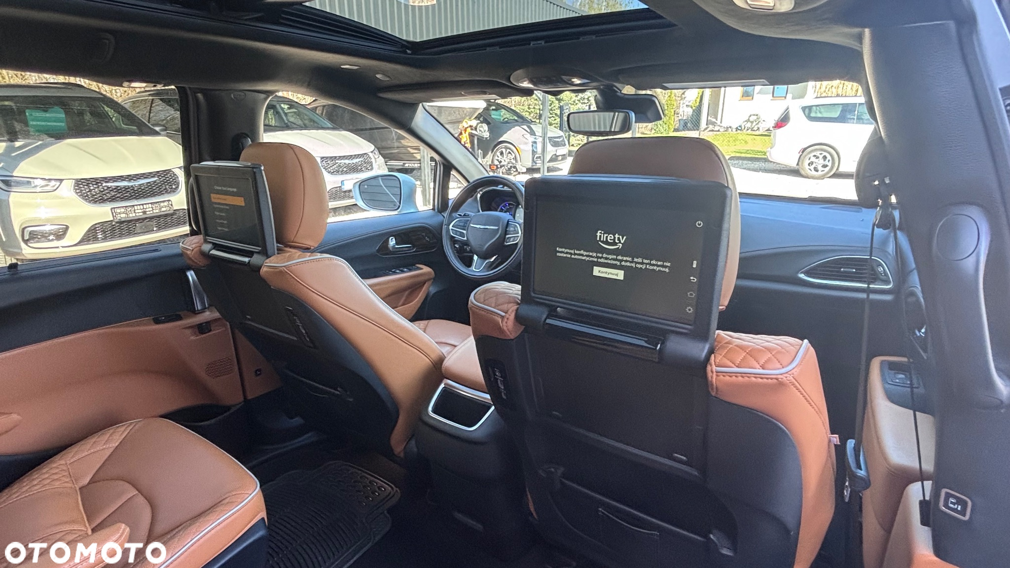 Chrysler Pacifica - 28