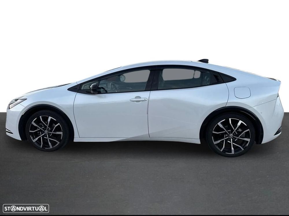 Toyota Prius - 4