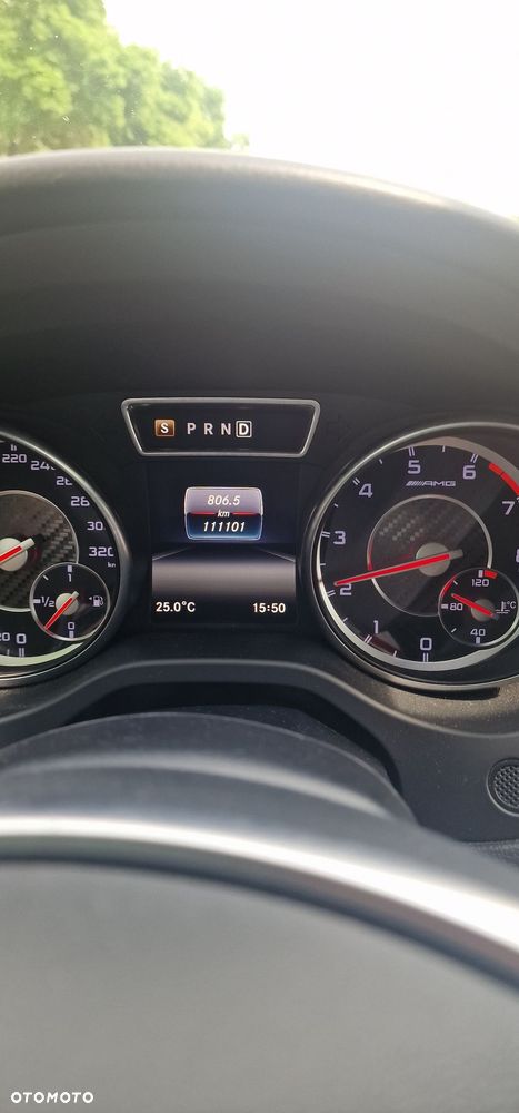 Mercedes-Benz GLA - 28