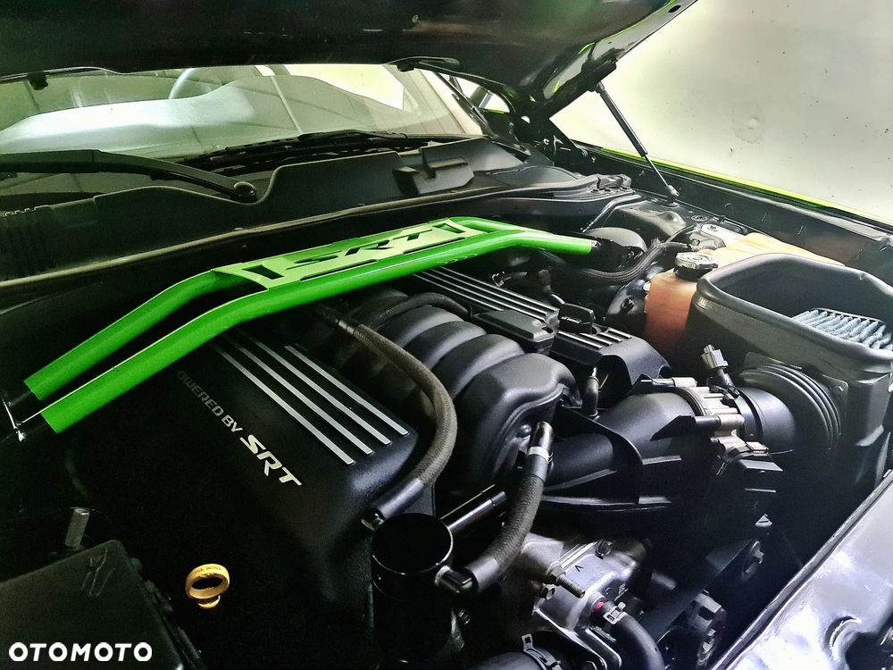 Dodge Challenger 6.4 Scat Pack - 14