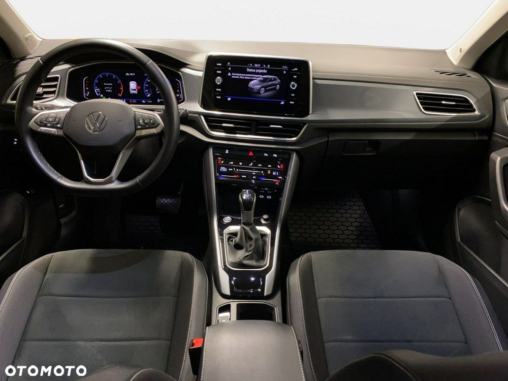 Volkswagen T-Roc - 19