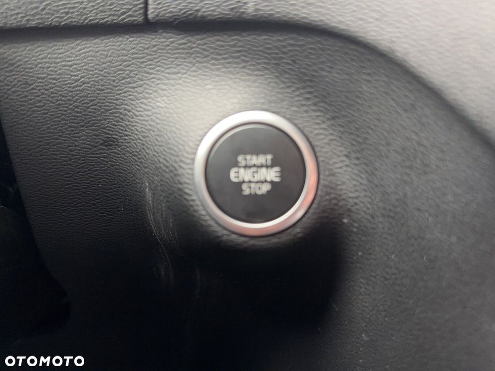 Volvo XC 40 - 25