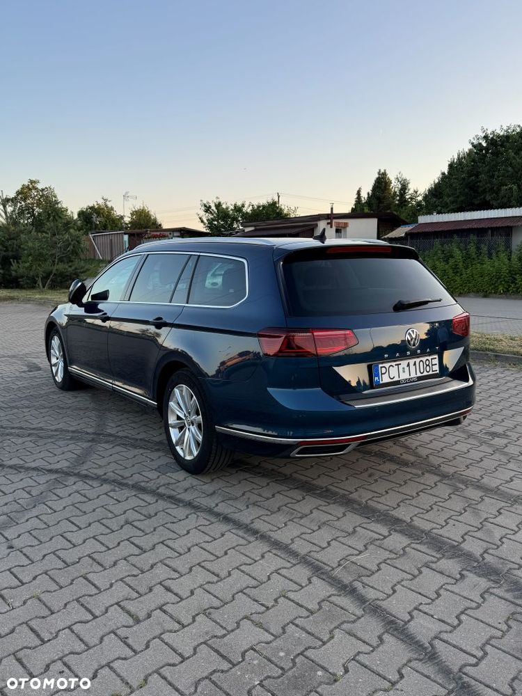 Volkswagen Passat 2.0 TDI 4Mot Elegance DSG - 8