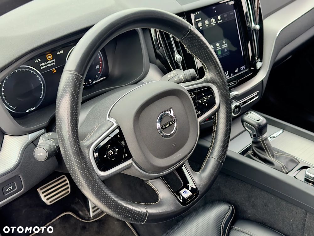 Volvo XC 60 T5 GPF AWD R-Design - 15