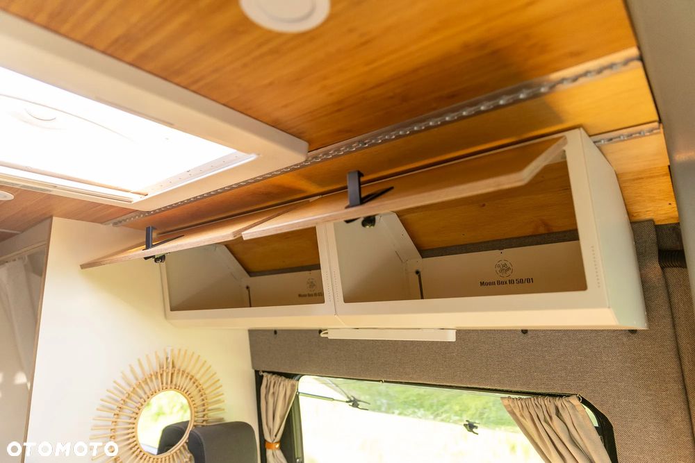 Volkswagen Crafter 4x4 kampervan - Vanway Campervans - 7