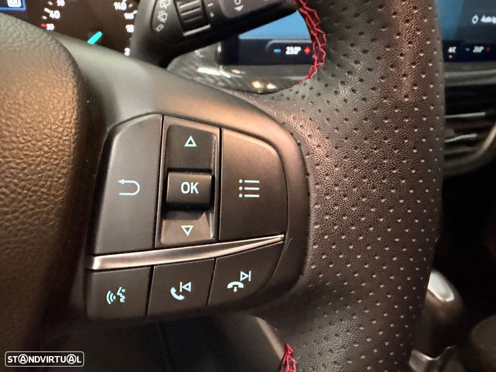 Ford Focus 1.0 EcoBoost MHEV ST-Line Aut. - 26