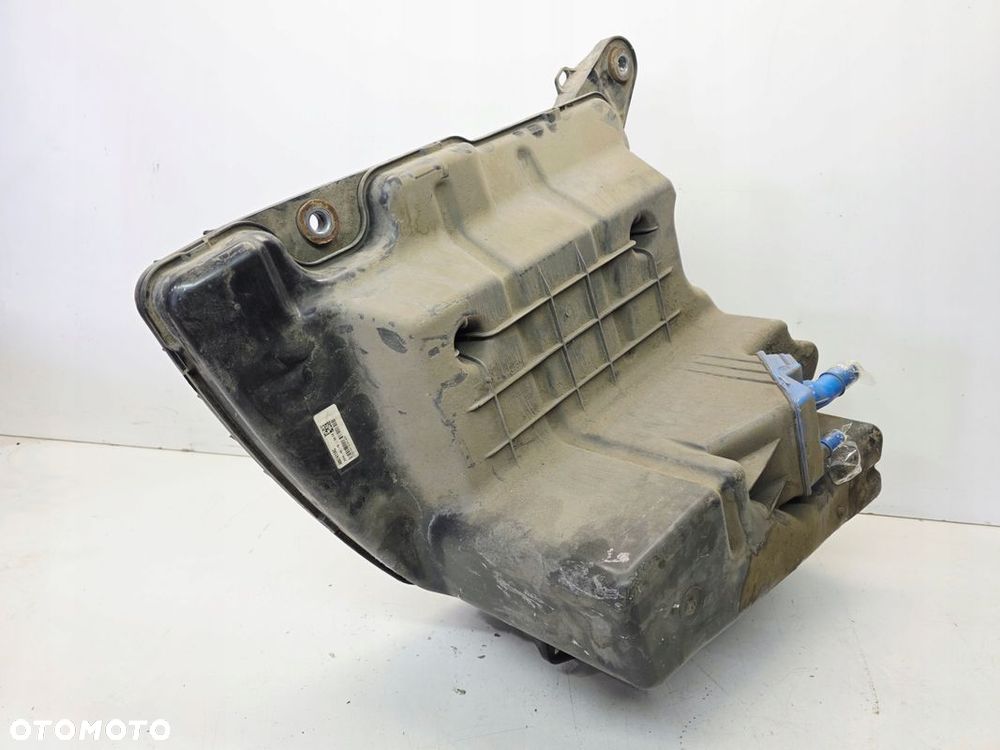 ZBIORNIK POMPA PŁYNU ADBLUE AUDI A4 B9 A5 8W 2.0 TDI 8W0131878AC - 6