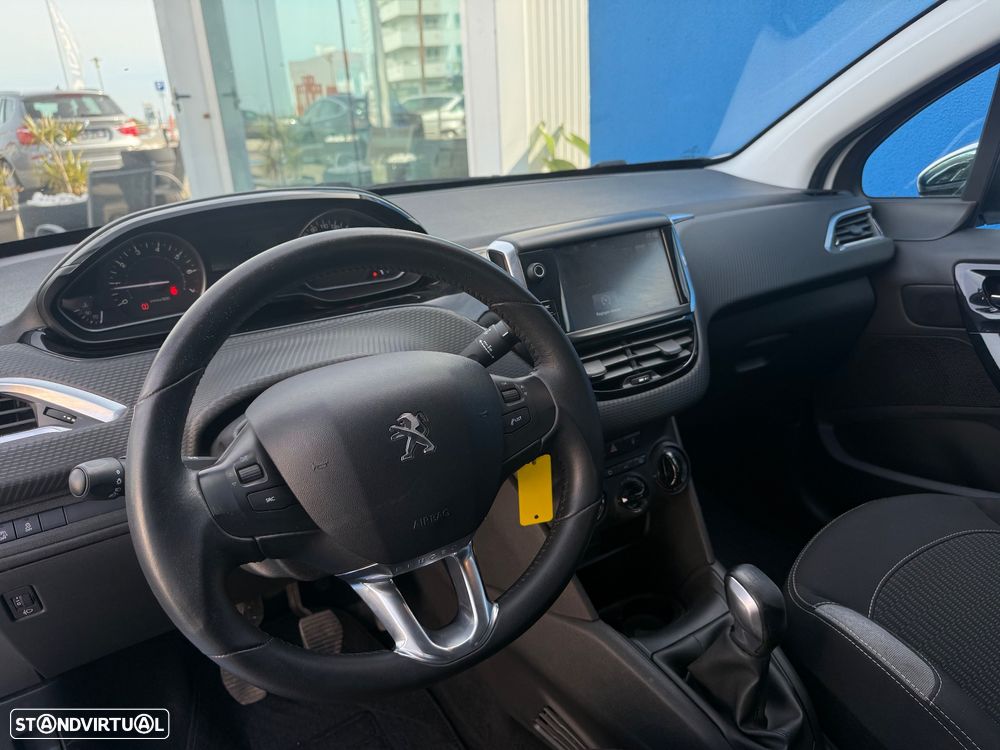 Peugeot 208 82 PureTech Style - 7