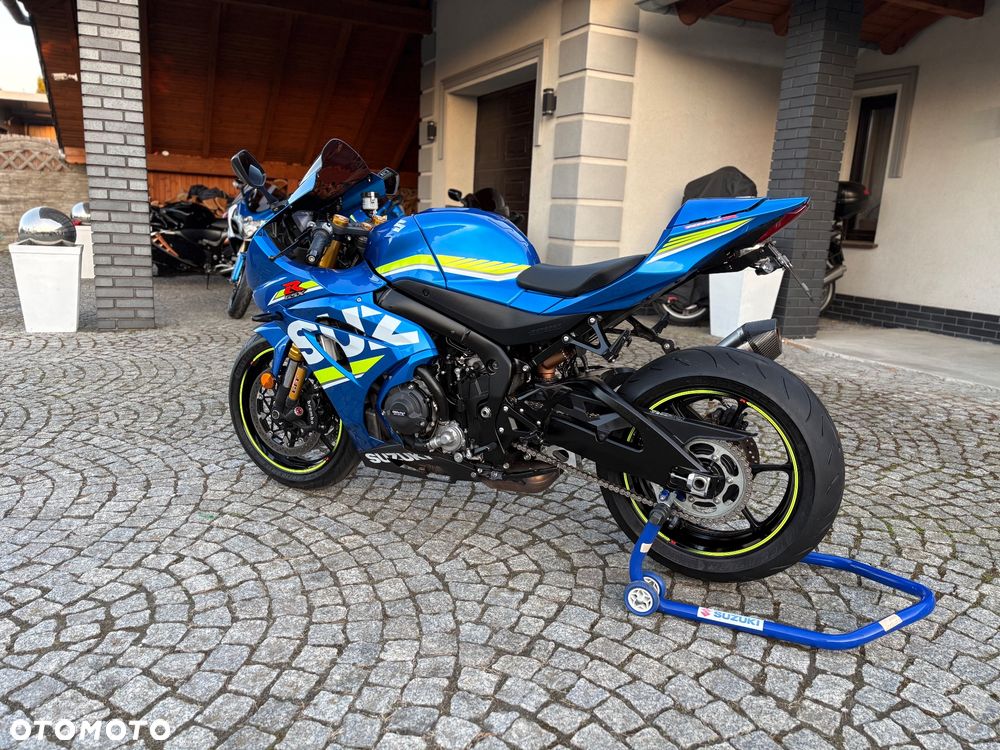 Suzuki GSX-R - 7