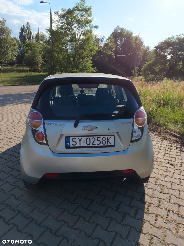 Chevrolet Spark - 5