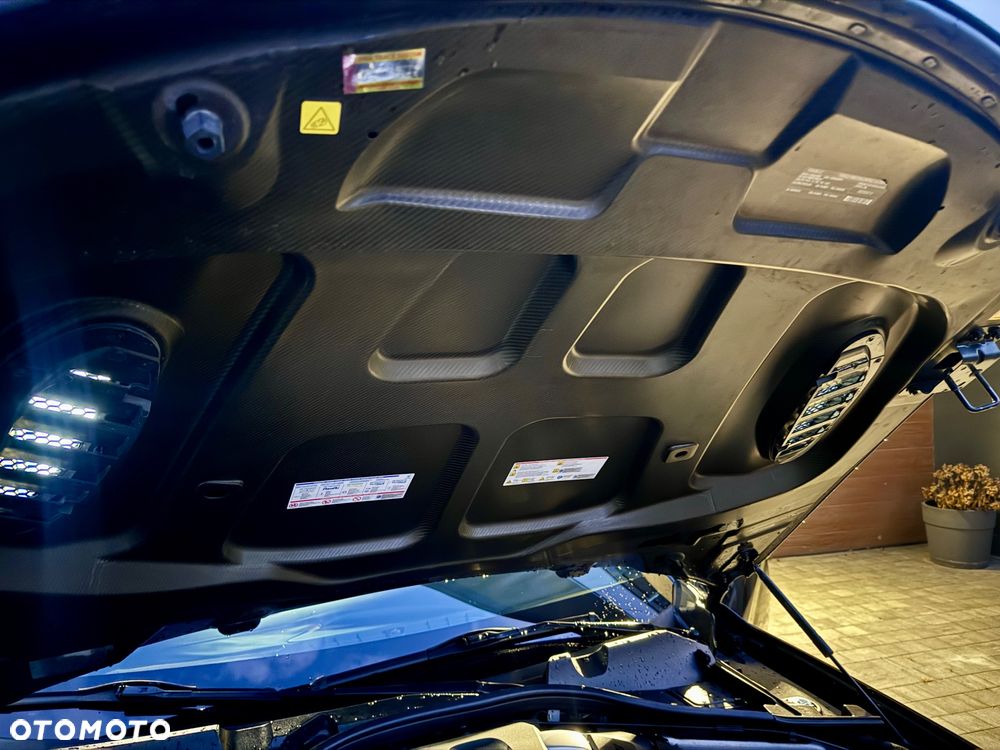 Alfa Romeo Giulia 2.9 V6 Bi-Turbo AT8 Quadrifoglio - 24